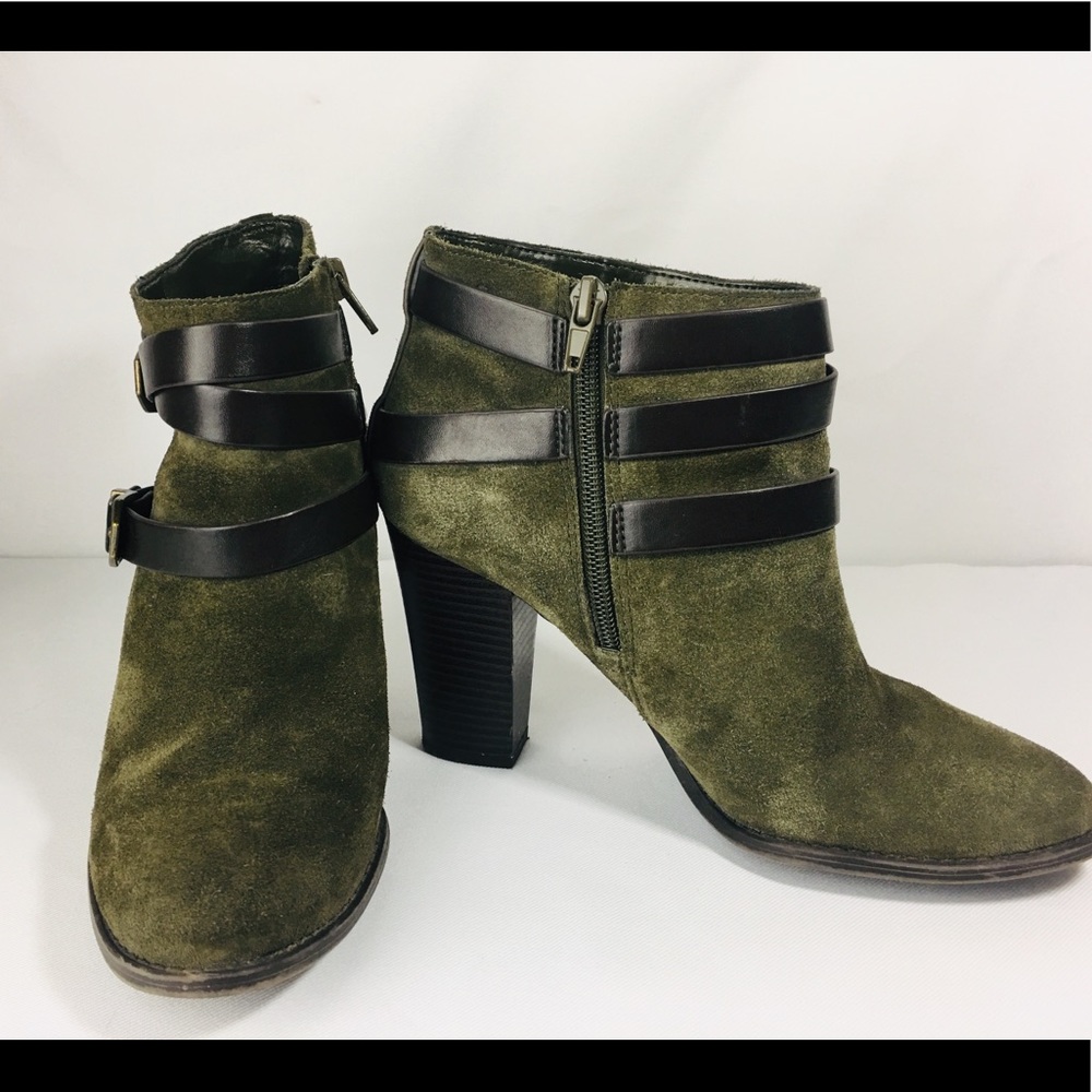 I.N.C Green botties  size 7.5